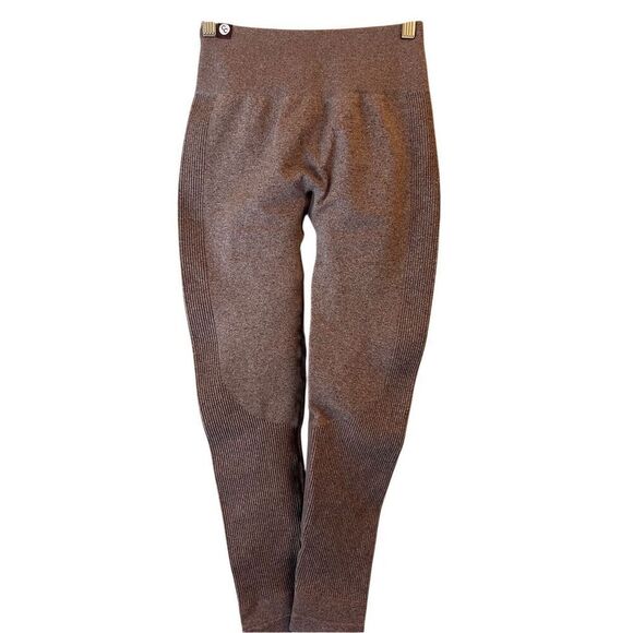 Stacci Athletics Thalia Contour Leggings size S/M in Rocky Road butt scrunch - Picture 3 of 9